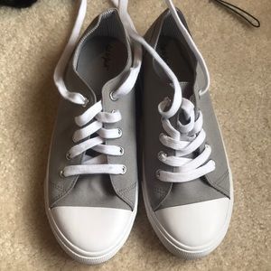 NEW girls gray and white sneakers size 4 and 5